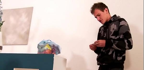 CFNM euro mistresses pegging delivery guy in threesome
